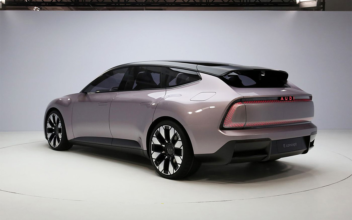 AUDI E