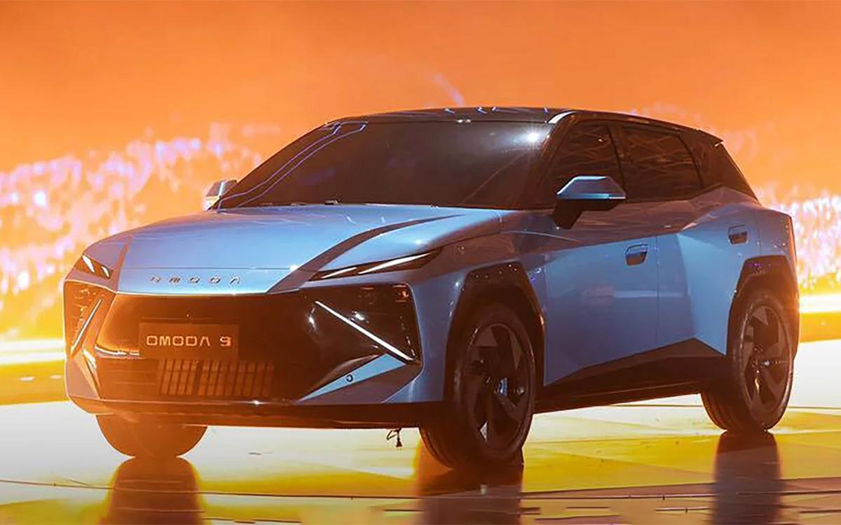 Под цифрой 3. Omoda рассекретила новый кроссовер