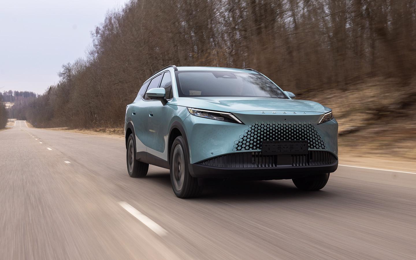 150 лошадей и 4WD. Раскрыты комплектации новой Omoda C7 в России