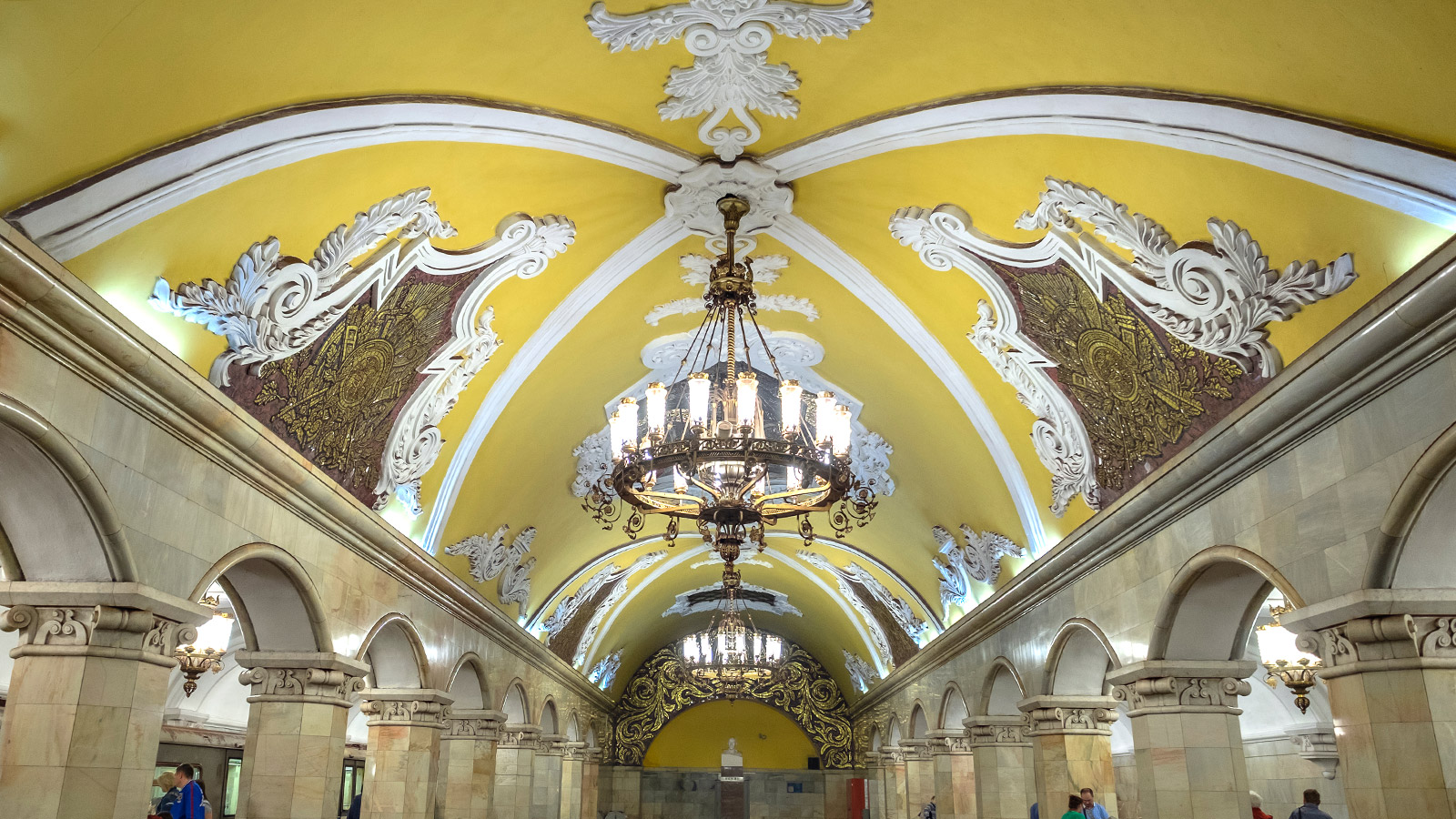 Кольцевой линии московского метро 70 лет. Факты, мифы и суеверия
